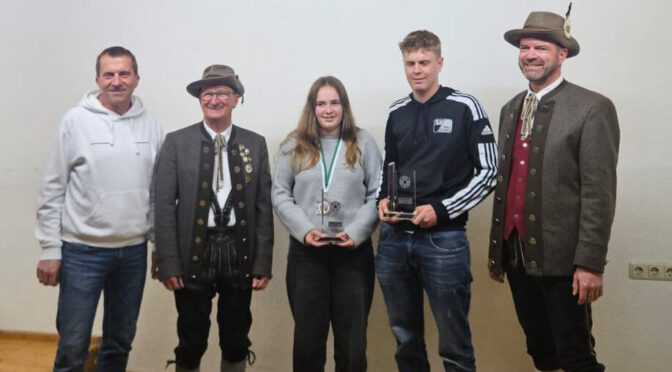 Eine Stadtjugendkönigin und eine Meisterin aus Sulzschneid