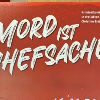 Anders als es der Titel "Mord ist Chefsache" vermuten lässt, ist es eine Komödie, aufgeführt von der Theatergruppe des Trachtenvereins Hohenwaldegger Sulzschneid (c) Andreas Filke